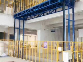 導(dǎo)軌式液壓升降平臺(tái)